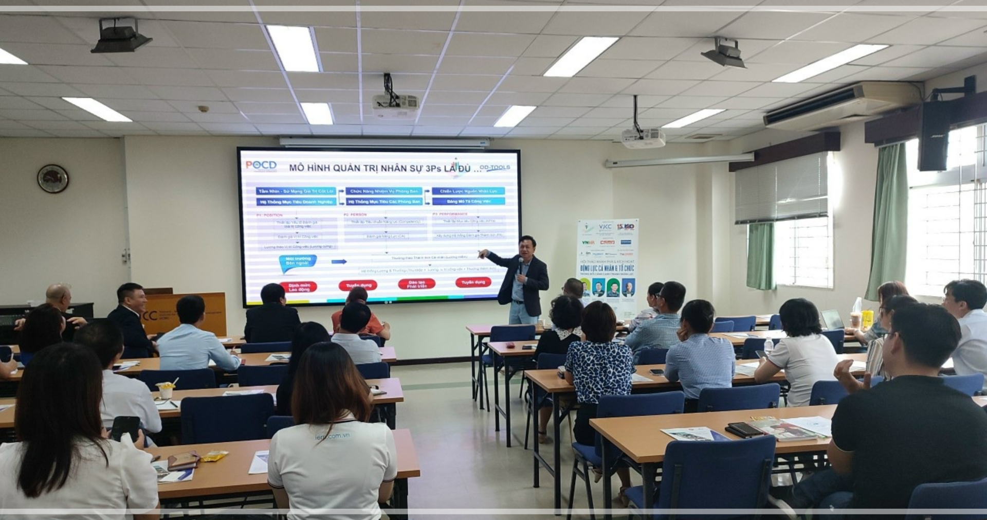 Không có bằng đại học thì làm gì