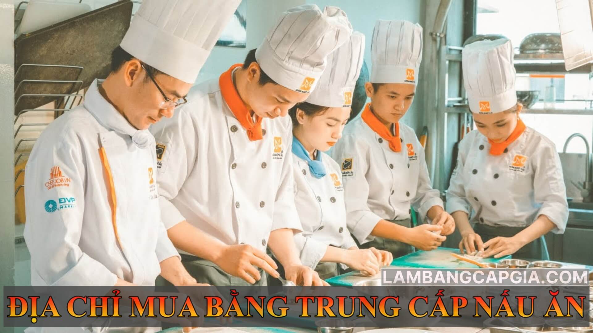 Mua bằng trung cấp nấu ăn