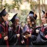 Không học đại học thì làm gì